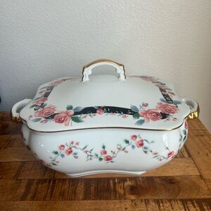 Arita Victorias Garden Gear Tureen & Lid Gold Trim Japan Porcelain Vintage